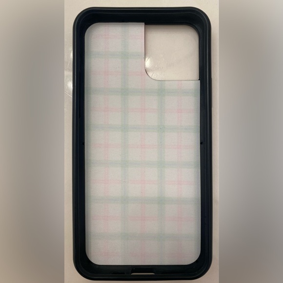 Wildflower Iphone 11 pro case - Picture 5 of 5